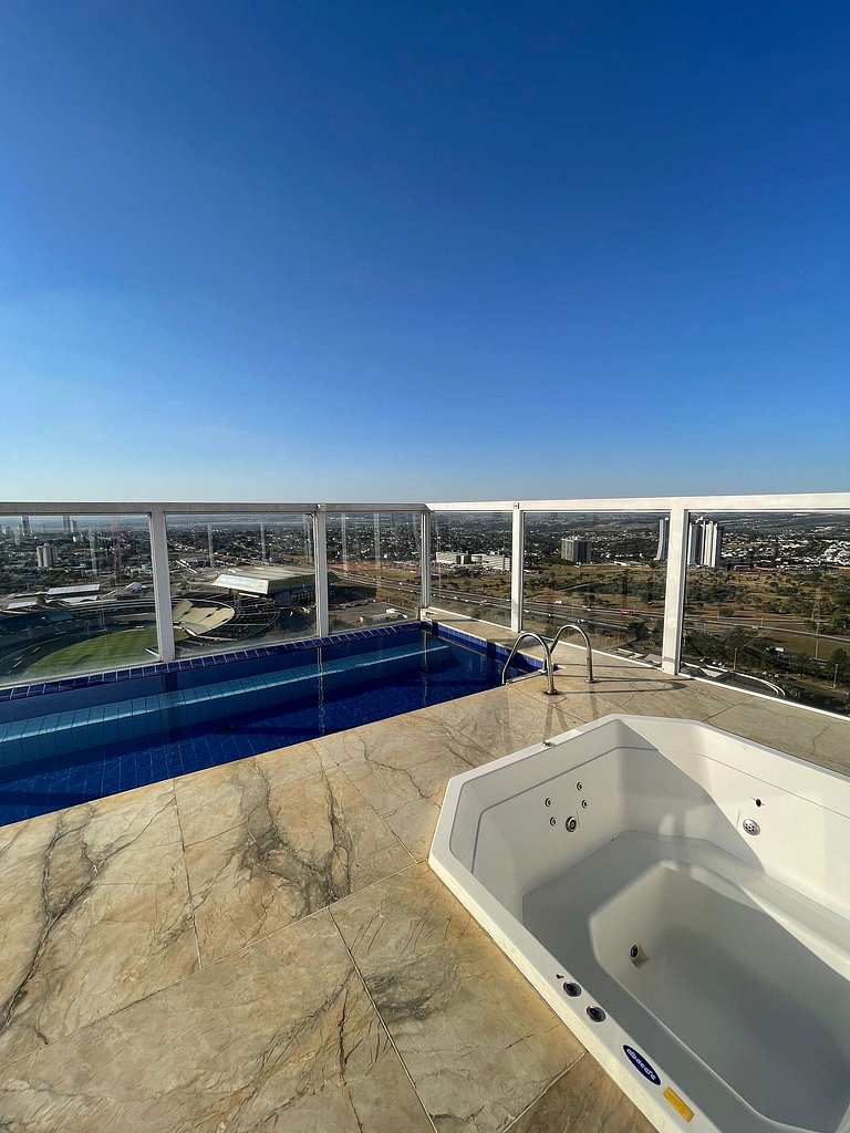 Apartamento com Varanda Churrasqueira e Garagem