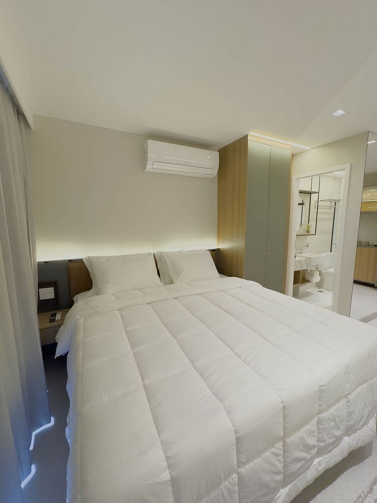 FR1605A Estúdio moderno com cama king e garagem