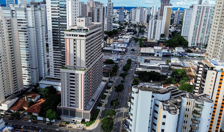 FR1207A Estúdio completo com cama king e garagem