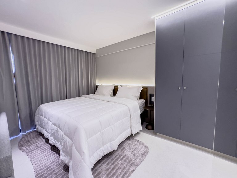 FR1207B Estúdio novo com cama king e garagem