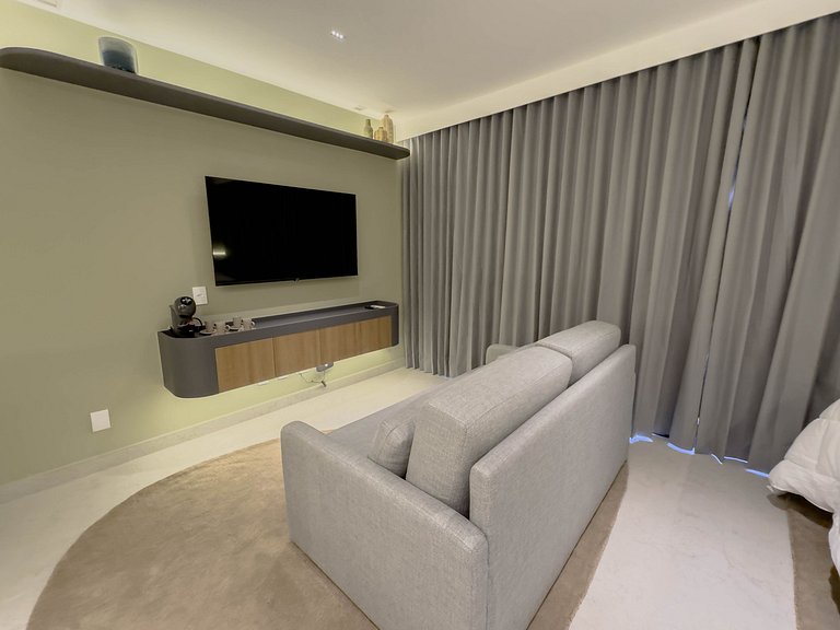 FR1307A Moderno e completo com cama king e garagem